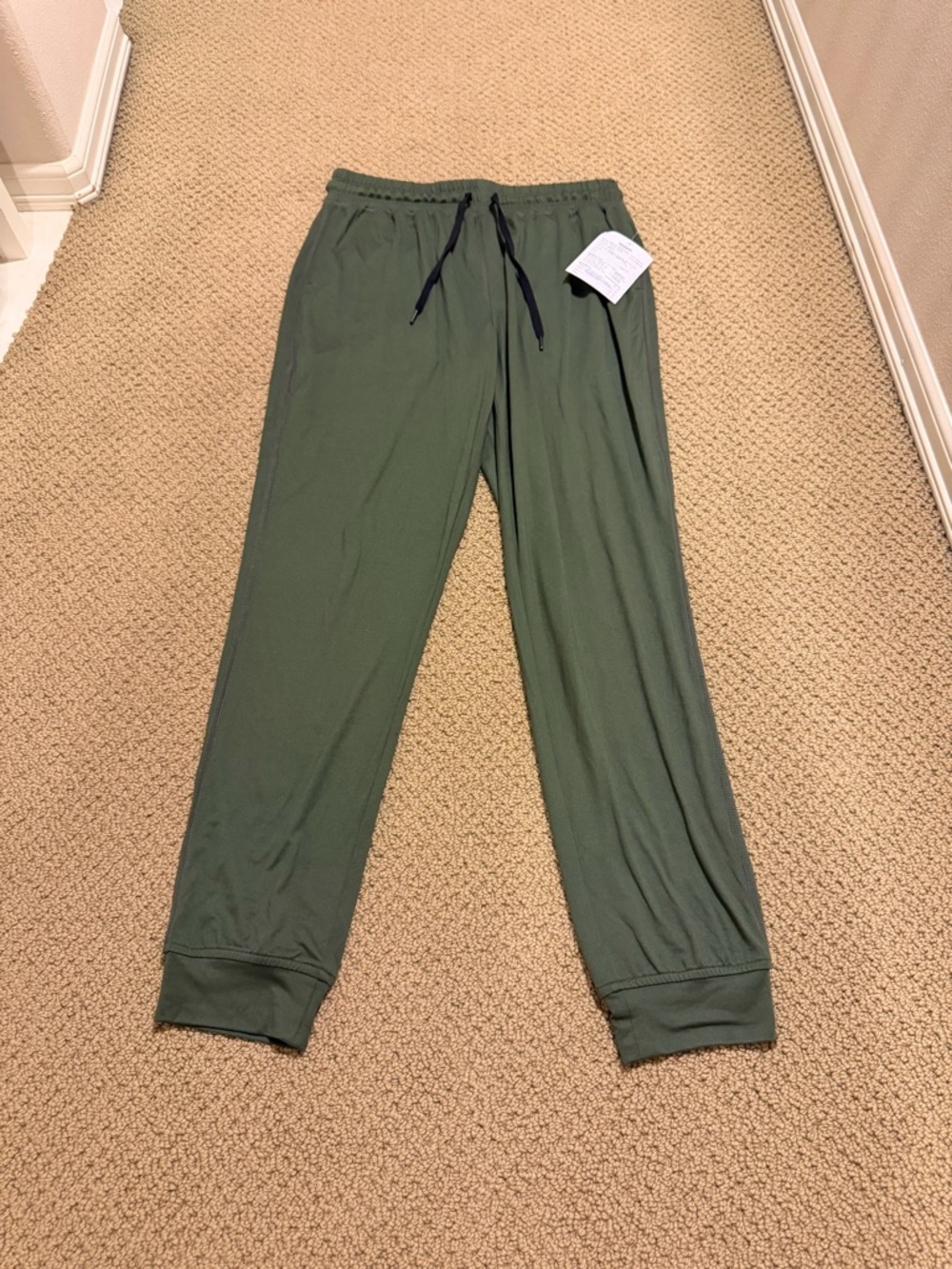 Amazon Essentials Brushed Tech Stretch Lounge Jogger Pants (Women’s Size Small)